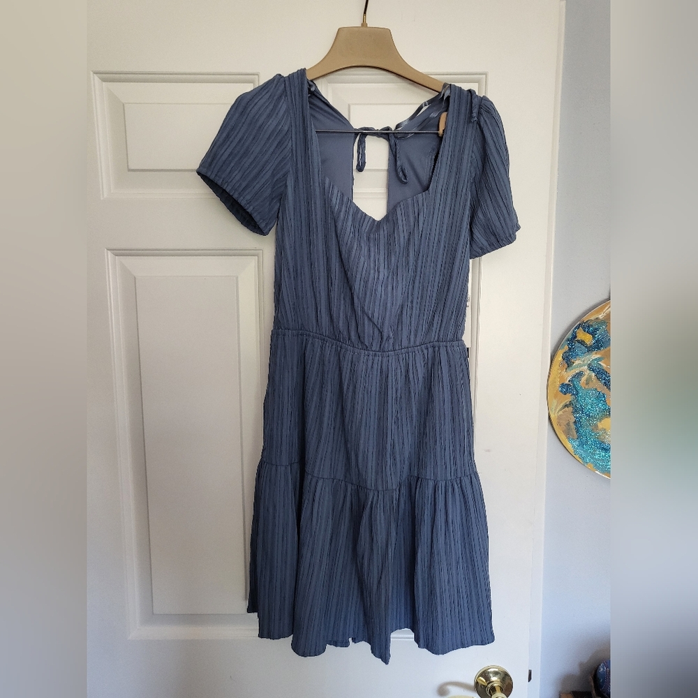 City Studio Blue Short Sleeve Ruffle Midi Dress Open Back With Tie Size L NWT